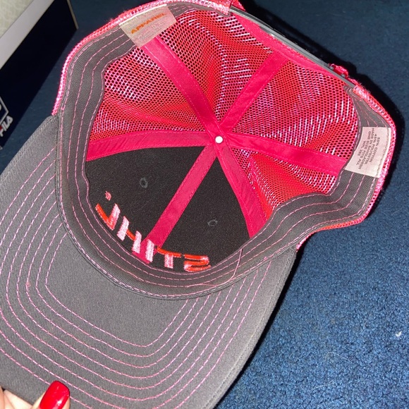 Hat! - Picture 2 of 2